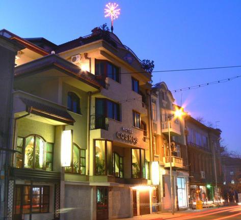 Hotel Cosmos 아세노브그라드 외부 사진